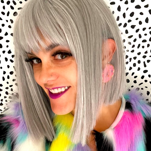 Meet your Posher, Shannon - Picture 1 of 5